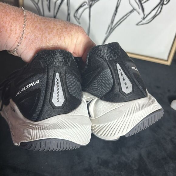 Altra men’s paradigm 6 running training shoes athletic black men’s 9.5 - Picture 4 of 8